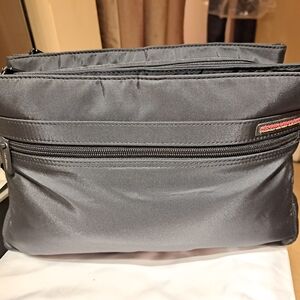Elegant Black Men's Toiletry Bag